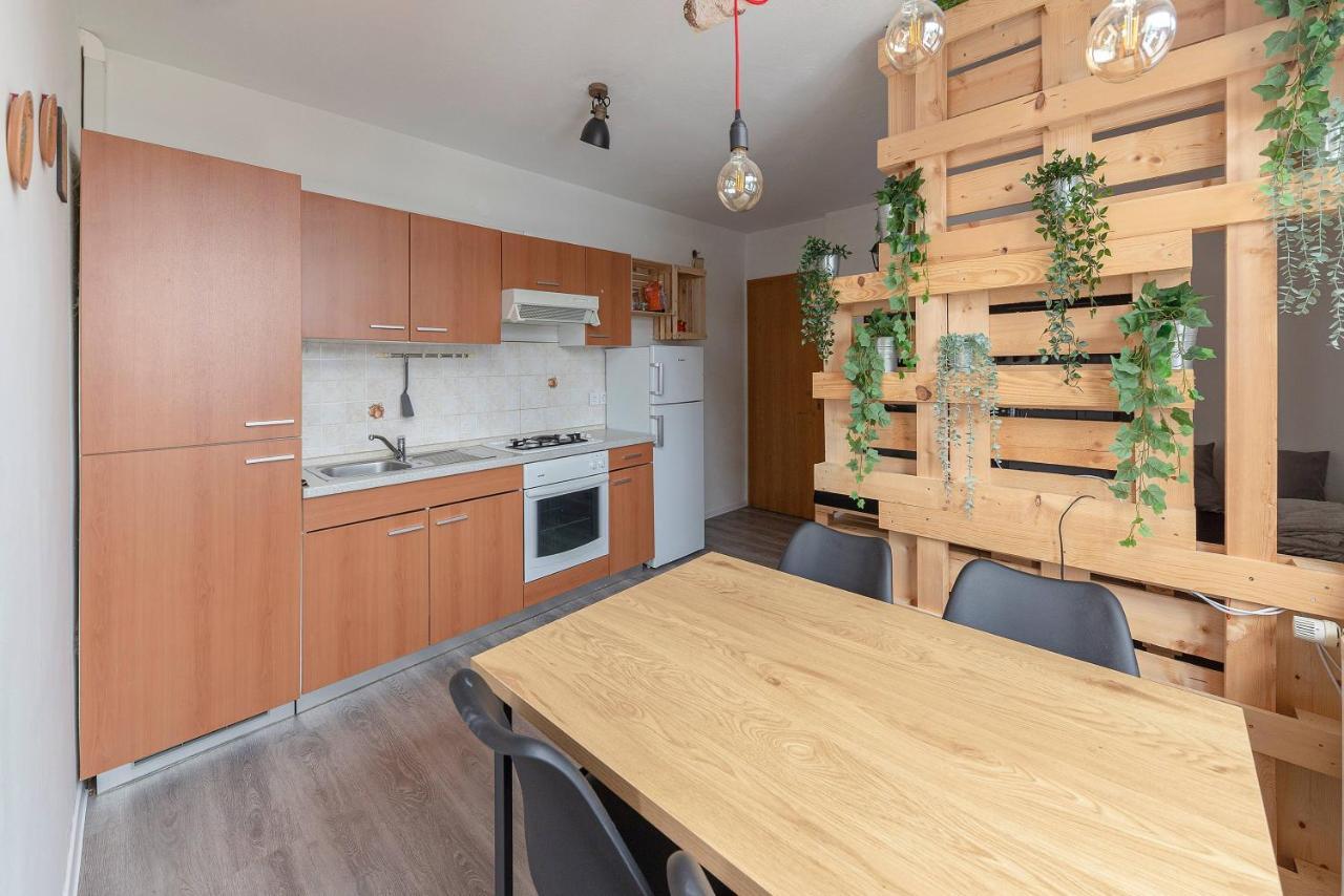 Apartma Vevce Appartement Ljubljana Buitenkant foto